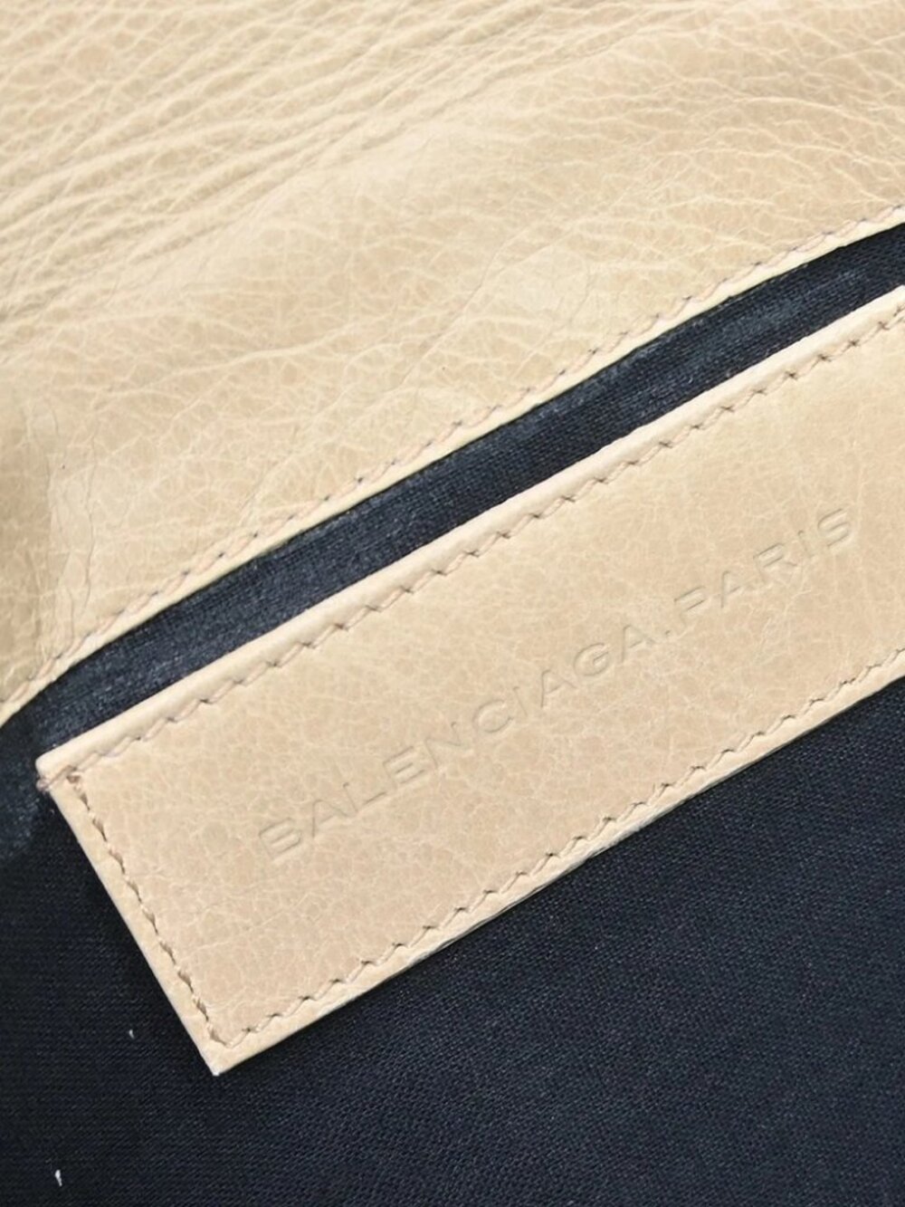 Balenciaga Beige Giant Envelope Clutch 186182 2521 502752 NQ07564 - Picture 7 of 9